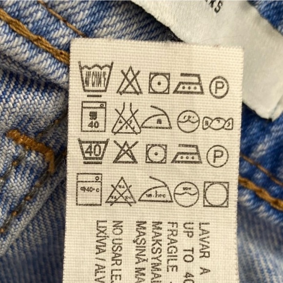 Zara Trafulac - Boyfriend Denim Short in Island Blue - 8 Turkey - Picture 9 of 11